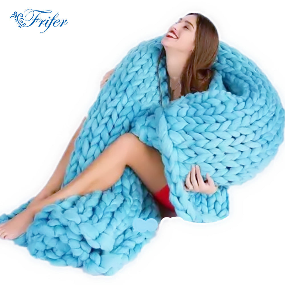 Soft Thick Line Giant Yarn Knitted Blanket
